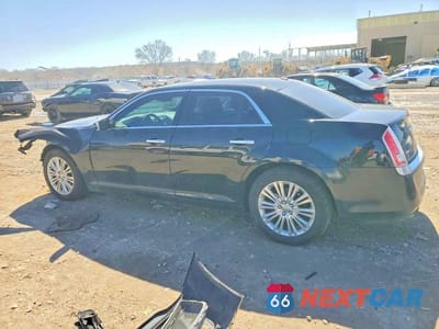 Drugie zdjęcie samochodu z przodu: 2013 CHRYSLER 300C VARVATOS VIN:2C3CCAJG5DH712516 - miniatura
