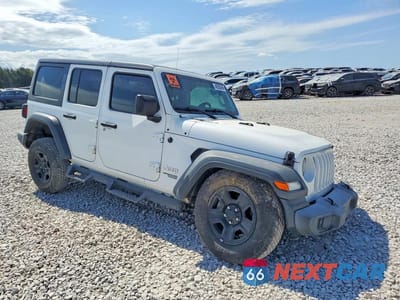 Czwarte zdjęcie samochodu z boku: 2018 JEEP WRANGLER UNLIMITED SPORT VIN:1C4HJXDN4JW227785 - miniatura