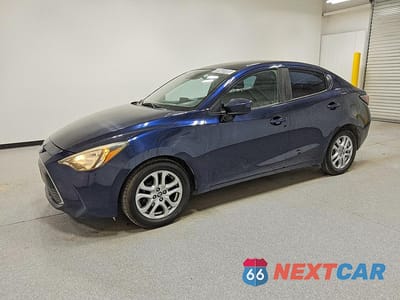 2017 TOYOTA YARIS IA BASE 3MYDLBYV2HY162249 - główne zdjęcie licytacji z USA - miniatura