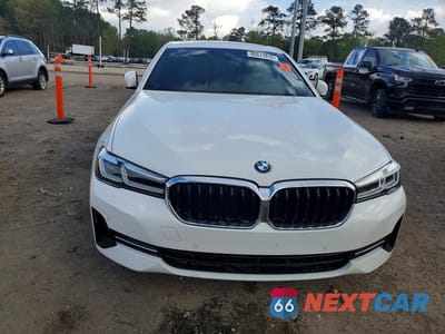 Piąte zdjęcie samochodu w środku: 2022 BMW 530 I VIN:WBA53BH00NWX41747 - miniatura