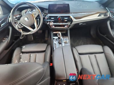 Zdjęcie 8 z 12 samochodu: 2018 BMW 530 XI VIN:WBAJA7C5XJWA72095 - miniatura