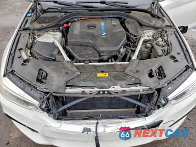 Zdjęcie 11 z 12 samochodu: 2019 BMW 530E VIN:WBAJA9C57KB391844 - miniatura