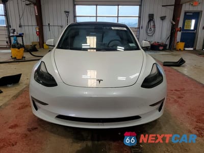 Piąte zdjęcie samochodu w środku: 2021 TESLA MODEL 3 VIN:5YJ3E1EB3MF917956 - miniatura
