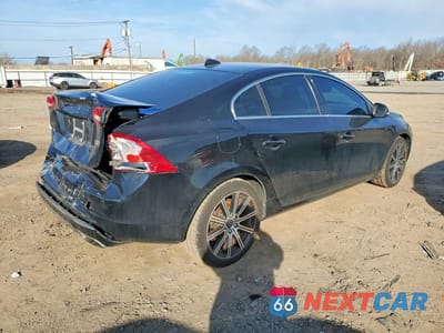 Trzecie zdjęcie samochodu z tyłu: 2018 VOLVO S60 INSCRIPTION VIN:LYV402TK6JB168272 - miniatura