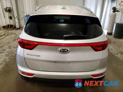 Zdjęcie 6 z 13 samochodu: 2019 KIA SPORTAGE LX VIN:KNDPMCAC6K7613408 - miniatura