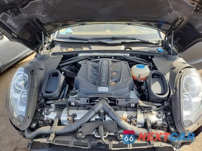 Zdjęcie 12 z 14 samochodu: 2015 PORSCHE MACAN S VIN:WP1AB2A59FLB50375 - miniatura