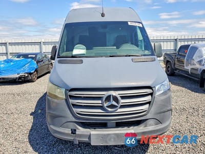 Piąte zdjęcie samochodu w środku: 2019 MERCEDES BENZ SPRINTER 2500 VIN:WD4PF1CD4KP115945 - miniatura