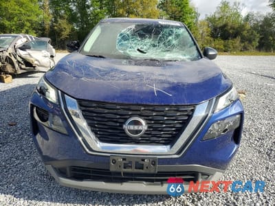 Piąte zdjęcie samochodu w środku: 2023 NISSAN ROGUE S VIN:5N1BT3AA4PC763653 - miniatura