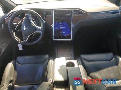 Zdjęcie 8 z 12 samochodu: 2017 TESLA MODEL X VIN:5YJXCAE27HF076706 - miniatura