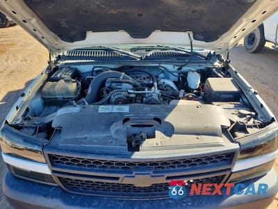 Zdjęcie 7 z 10 samochodu: 2005 CHEVROLET SILVERADO C2500 HEAVY DUTY VIN:1GCHC232X5F813174 - miniatura