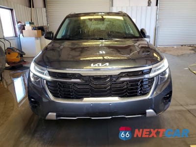 Piąte zdjęcie samochodu w środku: 2025 KIA SELTOS S VIN:KNDEU2AA5S7774588 - miniatura