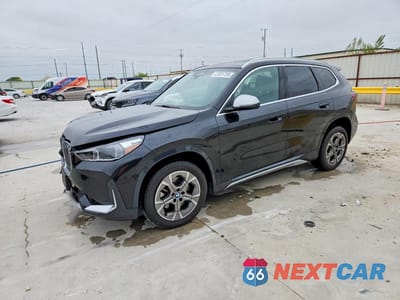 2024 BMW X1 XDRIVE28I WBX73EF05R5Z81536 - główne zdjęcie licytacji z USA - miniatura