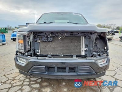 Piąte zdjęcie samochodu w środku: 2022 FORD F150 SUPERCREW VIN:1FTEW1CP6NFB36284 - miniatura