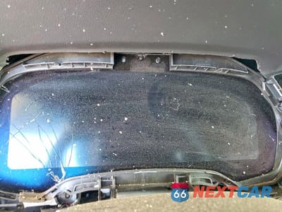 Zdjęcie 9 z 12 samochodu: 2022 BMW X6 M50I VIN:5UXCY8C09N9K61712 - miniatura