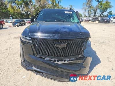 Piąte zdjęcie samochodu w środku: 2021 CADILLAC ESCALADE SPORT PLATINUM VIN:1GYS4GKL6MR433914 - miniatura