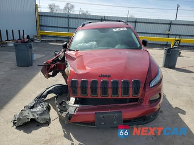 Piąte zdjęcie samochodu w środku: 2017 JEEP CHEROKEE SPORT VIN:1C4PJMAB1HW591161 - miniatura
