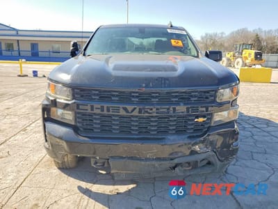 Piąte zdjęcie samochodu w środku: 2020 CHEVROLET SILVERADO K1500 CUSTOM 5.3L V8 4WD VIN:1GCUYBEF4LZ180828 - miniatura