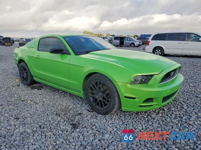 Czwarte zdjęcie samochodu z boku: 2014 FORD MUSTANG VIN:1ZVBP8AM3E5265541 - miniatura