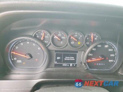 Zdjęcie 9 z 11 samochodu: 2021 CHEVROLET SILVERADO C1500 VIN:3GCNWAEF6MG252618 - miniatura