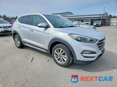 Czwarte zdjęcie samochodu z boku: 2018 HYUNDAI TUCSON SEL VIN:KM8J3CA46JU693676 - miniatura