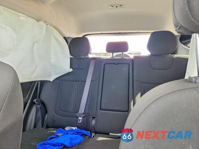 Zdjęcie 10 z 13 samochodu: 2022 HYUNDAI TUCSON SEL VIN:5NMJFCAE3NH034908 - miniatura