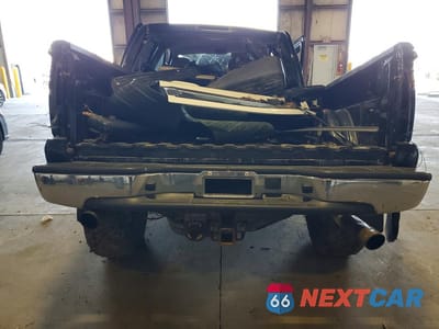 Zdjęcie 6 z 11 samochodu: 2004 CHEVROLET SILVERADO K1500 VIN:2GCEK13T341411284 - miniatura