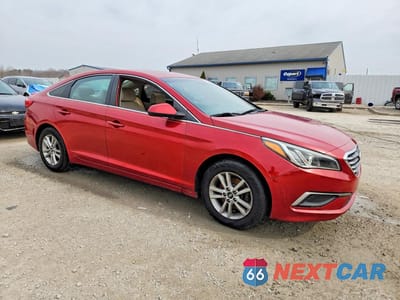 Czwarte zdjęcie samochodu z boku: 2017 HYUNDAI SONATA SE VIN:5NPE24AF1HH486116 - miniatura