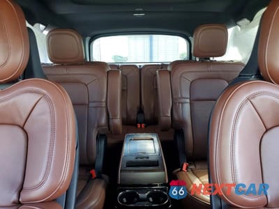 Zdjęcie 10 z 12 samochodu: 2025 LINCOLN AVIATOR RESERVE VIN:5LM5J7XC2SGL04719 - miniatura