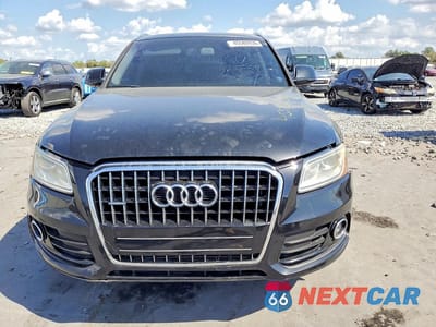 Piąte zdjęcie samochodu w środku: 2017 AUDI Q5 PREMIUM VIN:WA1C2AFP5HA075200 - miniatura