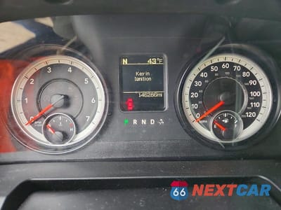 Zdjęcie 9 z 12 samochodu: 2015 RAM 2500 SLT VIN:3C6TR5DT4FG620138 - miniatura