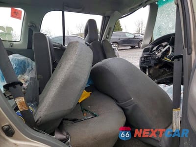 Zdjęcie 11 z 14 samochodu: 2003 CHEVROLET TRACKER VIN:2CNBJ13C336946263 - miniatura
