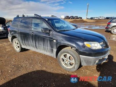 Czwarte zdjęcie samochodu z boku: 2005 MITSUBISHI OUTLANDER LS VIN:JA4LX31F45U605159 - miniatura