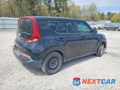 Trzecie zdjęcie samochodu z tyłu: 2020 KIA SOUL LX VIN:KNDJ23AU9L7013701 - miniatura