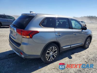 Trzecie zdjęcie samochodu z tyłu: 2018 MITSUBISHI OUTLANDER SE VIN:JA4AD3A3XJZ016300 - miniatura