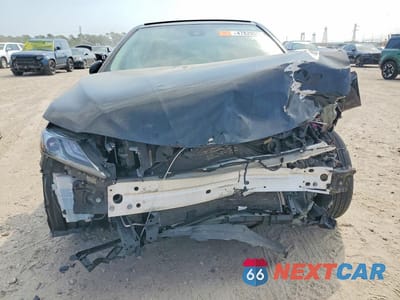 Piąte zdjęcie samochodu w środku: 2024 TOYOTA CAMRY XSE VIN:4T1K61AK2RU855782 - miniatura