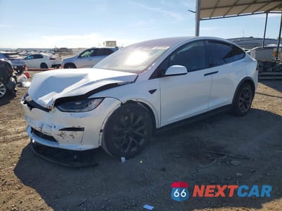 2024 TESLA MODEL X 7SAXCDE54RF448065 - główne zdjęcie licytacji z USA - miniatura