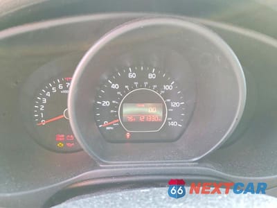 Zdjęcie 9 z 11 samochodu: 2018 KIA SOUL BASE VIN:KNDJN2A2XJ7548341 - miniatura