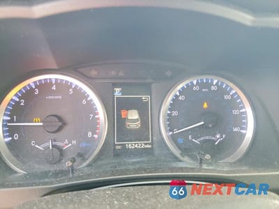 Zdjęcie 9 z 12 samochodu: 2019 TOYOTA HIGHLANDER LE VIN:5TDZZRFHXKS298331 - miniatura