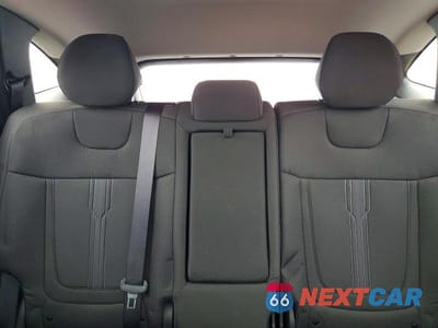 Zdjęcie 10 z 12 samochodu: 2025 HYUNDAI TUCSON SEL VIN:5NMJBCDE0SH517873 - miniatura