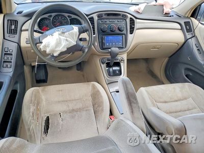 Zdjęcie 8 z 14 samochodu: 2002 TOYOTA HIGHLANDER BASE VIN:JTEGF21A120059850 - miniatura