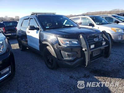 Czwarte zdjęcie samochodu z boku: 2018 FORD EXPLORER POLICE INTERCEPTOR VIN:1FM5K8AR8JGC17750 - miniatura