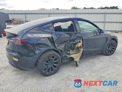 Trzecie zdjęcie samochodu z tyłu: 2022 TESLA MODEL Y VIN:7SAYGDEE1NA007462 - miniatura