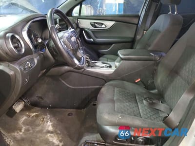 Zdjęcie 7 z 12 samochodu: 2020 CHEVROLET BLAZER 2LT VIN:3GNKBCRS4LS628060 - miniatura