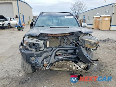 Piąte zdjęcie samochodu w środku: 2013 TOYOTA TACOMA V6 VIN:3TMMU4FN8DM055458 - miniatura