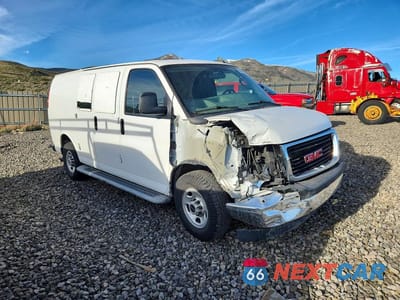 Czwarte zdjęcie samochodu z boku: 2018 GMC SAVANA 2500 CARGO DELIVERY VAN VIN:1GTW7AFG5J1902025 - miniatura
