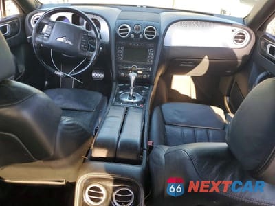 Zdjęcie 8 z 11 samochodu: 2006 BENTLEY CONTINENTAL FLYING SPUR VIN:SCBBR53W06C037863 - miniatura