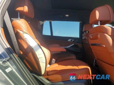 Zdjęcie 11 z 13 samochodu: 2025 BMW X7 XDRIVE40I VIN:5UX23EM05S9W76125 - miniatura