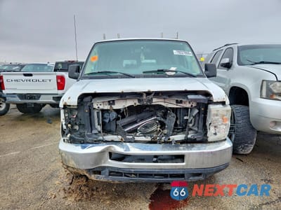 Piąte zdjęcie samochodu w środku: 2012 FORD ECONOLINE E350 SUPER DUTY WAGON VIN:1FBNE3BL6CDA61015 - miniatura