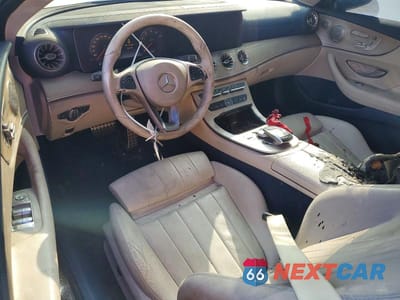 Zdjęcie 8 z 12 samochodu: 2018 MERCEDES-BENZ E 400 VIN:WDD1J6FB2JF026956 - miniatura