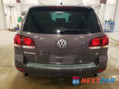 Zdjęcie 6 z 13 samochodu: 2010 VOLKSWAGEN TOUAREG V6 VIN:WVGBF7A91AD002584 - miniatura
